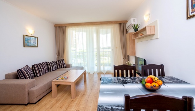 KRISTAL_BEACH_APARTHOTEL_NESSEBAR_BULGARIA_AIR_TOUR_TRAVEL